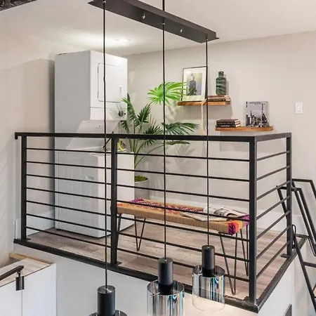 Chic Mezzanine Loft With Rooftop And Shoreline Nearby At 