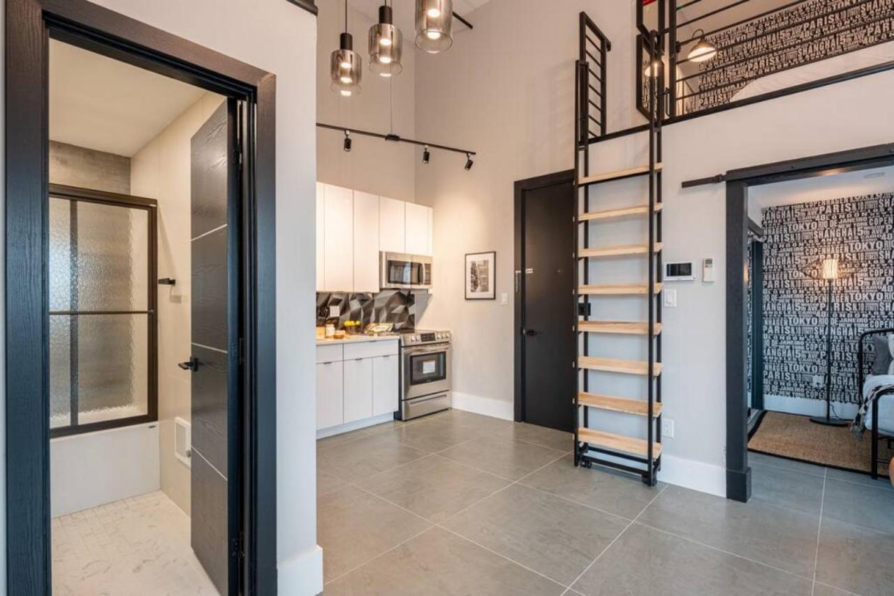 Apartamento Chic Mezzanine Loft With Rooftop And Shoreline Nearby At 